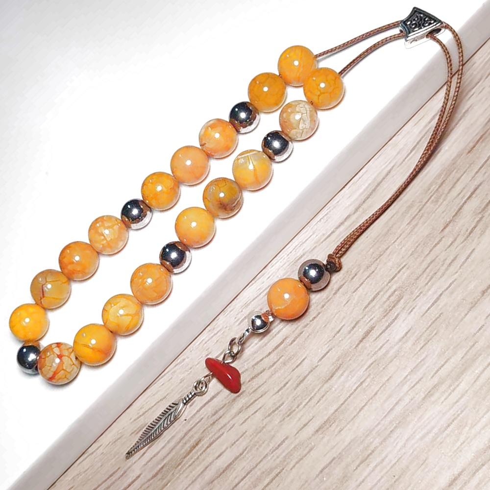 Κομπολόι χειροποίητο ημιπολύτιμων λίθων Αχάτη κρακελέ και Αιματίτη με 23 χάντρες.